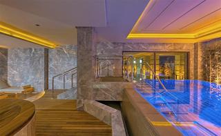 Caresse, A Luxury Collection Resort