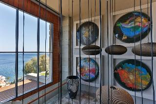 Caresse, A Luxury Collection Resort