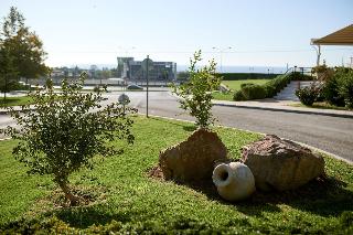 Nefeli Hotel