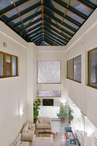 Nefeli Hotel