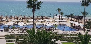 Les Orangers Garden Villas and Bungalows