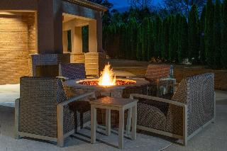 Courtyard Decatur