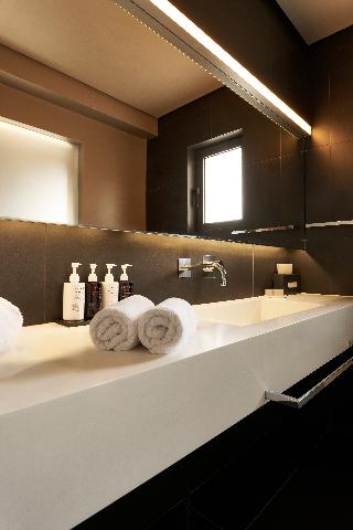 Room Room