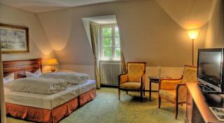Room thumbnail 2