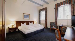 Room thumbnail 8