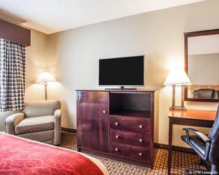 Avon Hotel