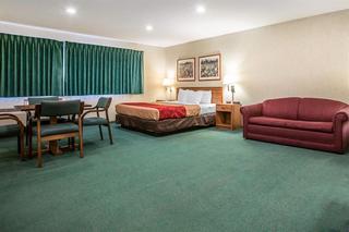 Econo Lodge Wausau - Rothschild