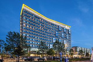 Aloft Boston Seaport