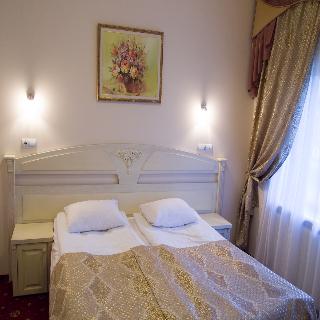Room thumbnail 8