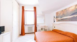 Hotel La Tana Dello Scoiattolo			, Brescia