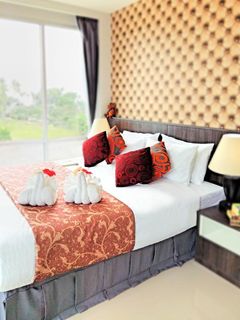 Room thumbnail 37