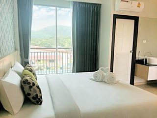 Room thumbnail 38