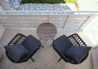 BOHOTEL Eleonas & Annex Apartments
