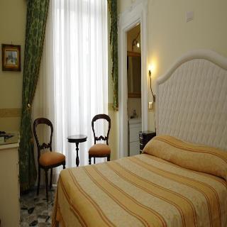 B&B Art Suite Santa Brigida, Naples
