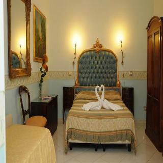 B&B Art Suite Santa Brigida, Naples