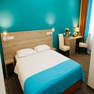 Room thumbnail 7