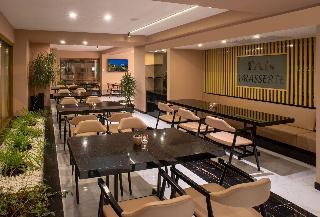 Tan Hotel