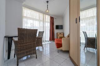 Carmen Suite Hotel