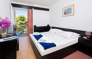 Room thumbnail 19