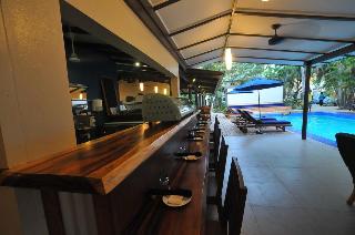 Oasis Palms Hotel