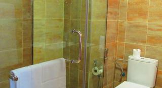 Room thumbnail 4