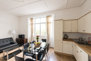 Kensington Apartments, Londyn