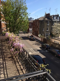 Kensington Apartments, Londyn