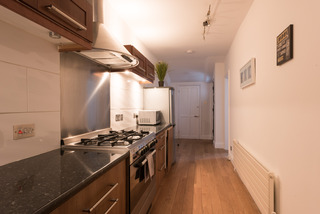 Kensington Apartments, Londyn