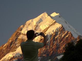 Mt Cook Lodge & Motels