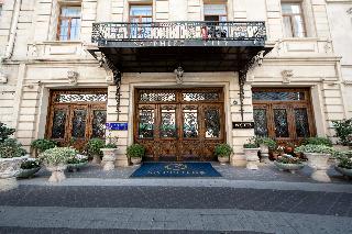 Sapphire City Hotel