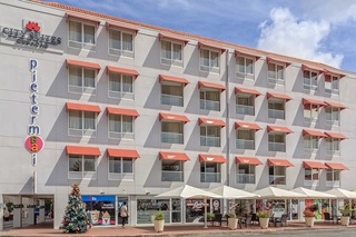 Majestic City Suites & Beach Hotel