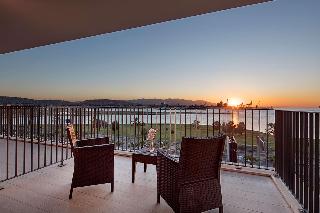 Hilton Garden Inn Izmir Bayrakli