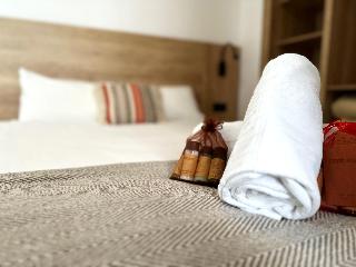 Room Room