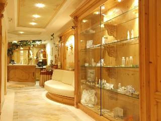 Hotel Domina Parco dello Stelvio, Italian Alps