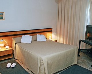 General view thumbnail 9