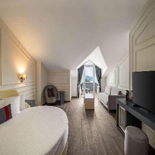 Room Room