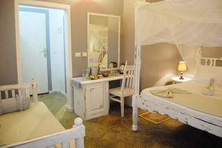 Room thumbnail 90