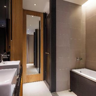 Room:DBL.2Q
