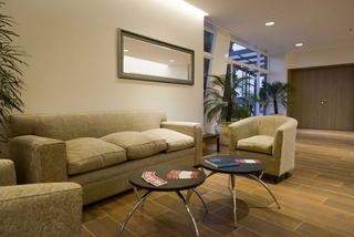 Lobby thumbnail 2