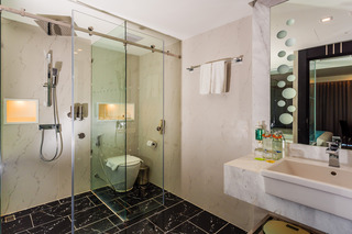 Room thumbnail 65