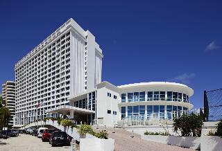 Newpoint Miami Beach Apartments