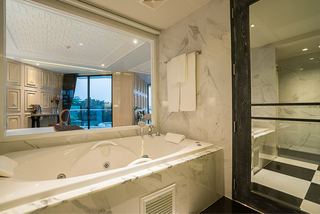 Room thumbnail 38