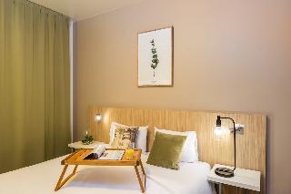 Room thumbnail 9