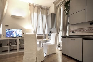 Hemeras Boutique House Aparthotel Duomo 3, Milan