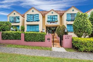 AAA Airport Albion Manor Apartments and Motel