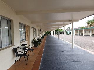 McNevins Parkway Motel