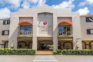 Ramada by Wyndham Hope Harbour
