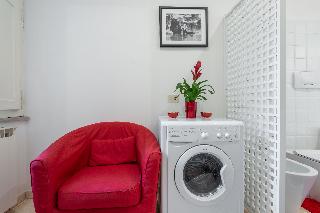 Maison Evelina, Rome