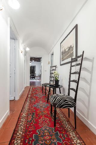 Maison Evelina, Rome