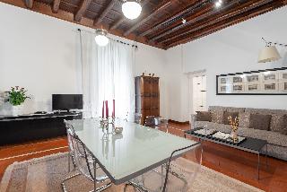 Maison Evelina, Rome